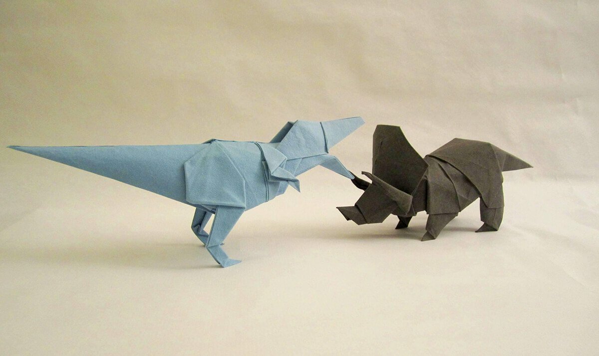 Origami Tyranosaurus vs Triceratops