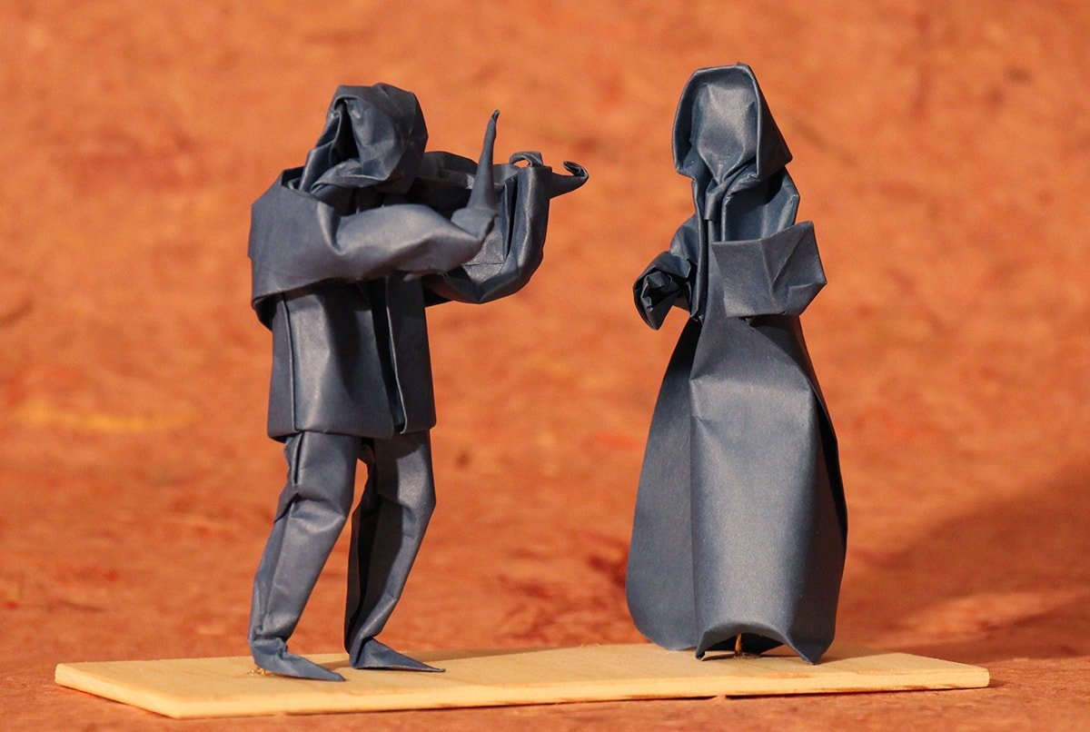 Violinist and Singer