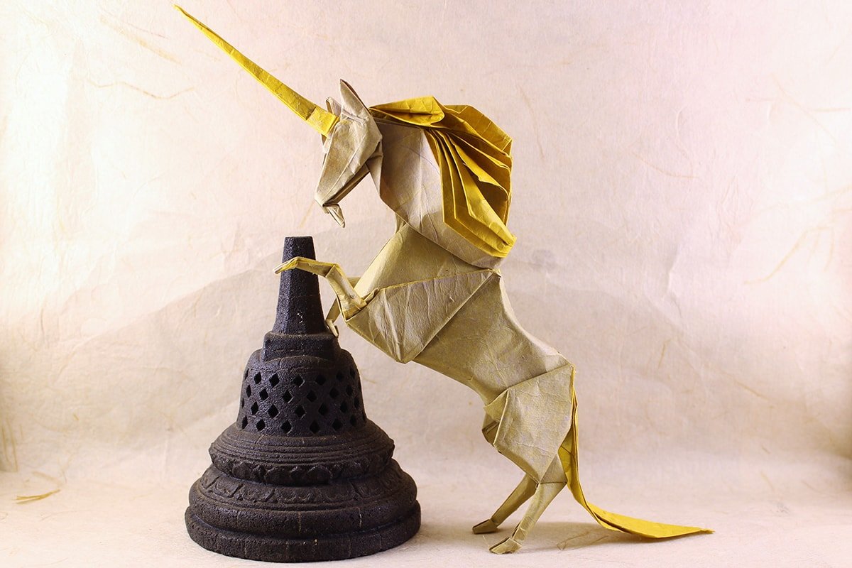 Paper Unicorn Folded by Malleon