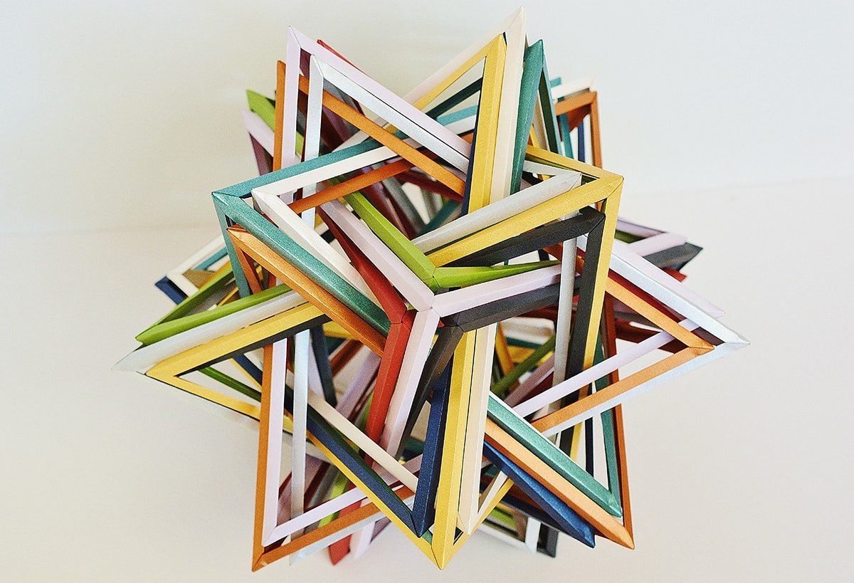 "K5" Twenty Interlocking Tetrahedra v.2 (Byriah Loper)