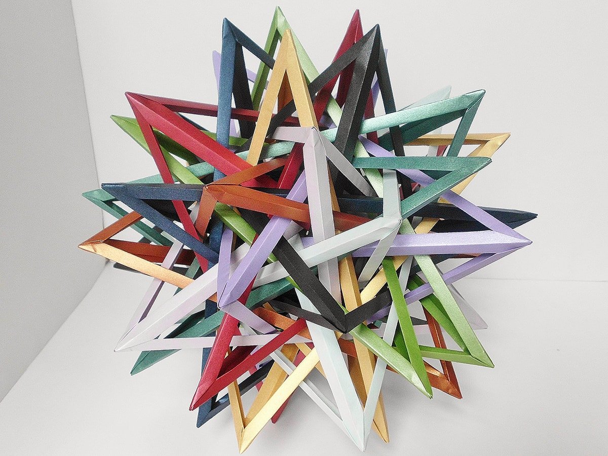 Twenty Interlocking Irregular Tetrahedra (Byriah Loper)
