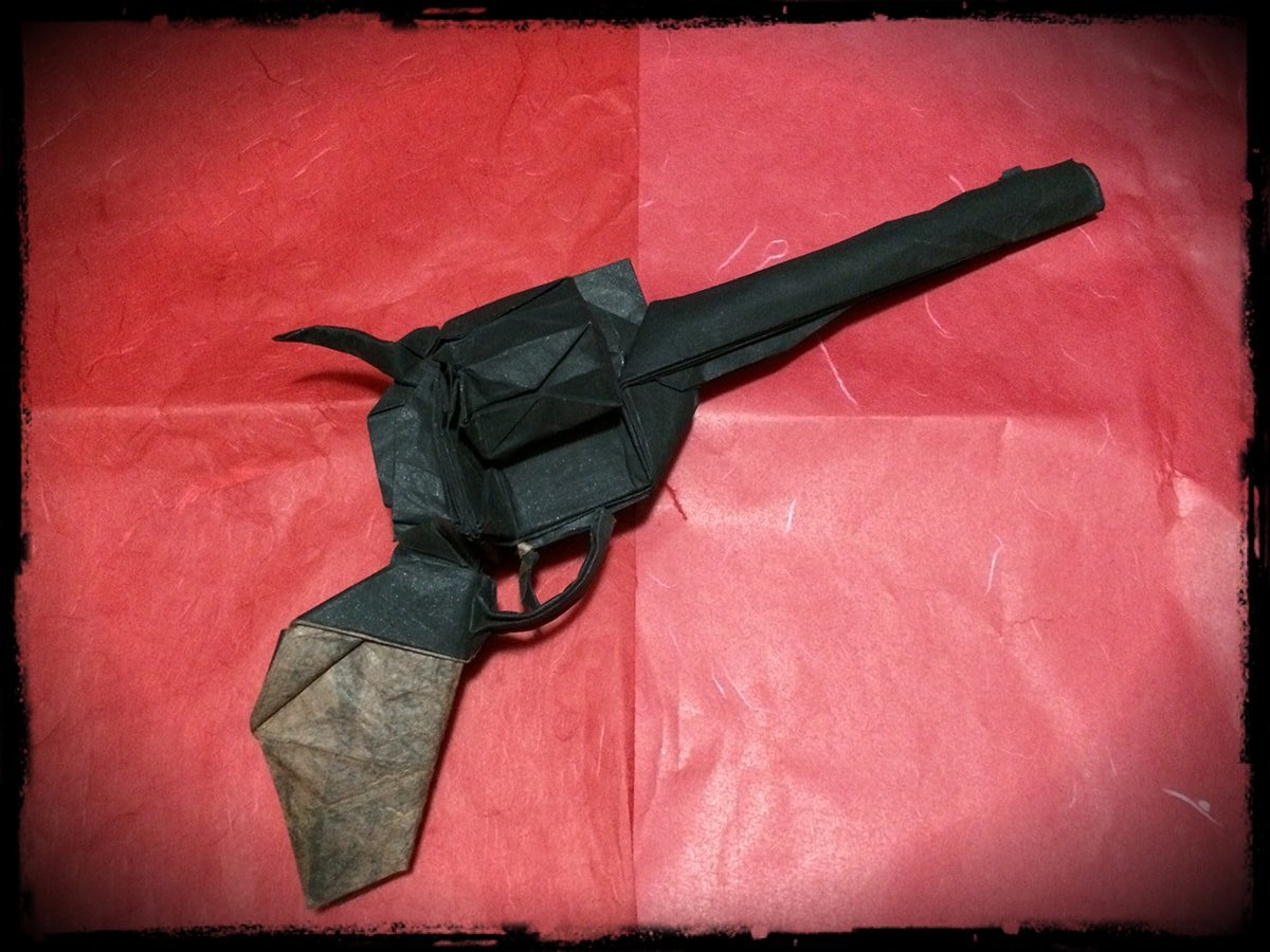 Peacemaker Gun by Morisue Kei