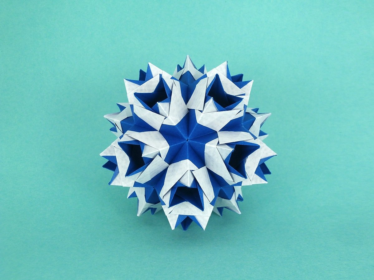 Blue and White Kusudama