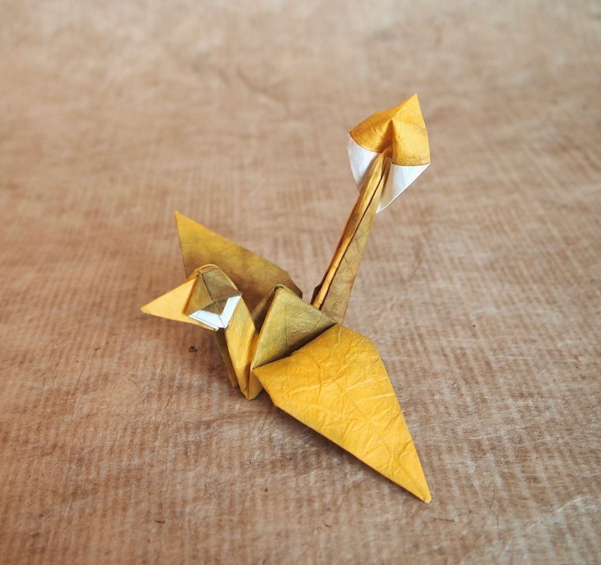 Crane with bad eyes by Hiroaki Kobayashi