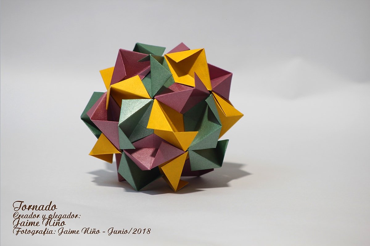 Tornado kusudama